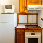 Les Charmes 2/4 Personnes Du Presbytere Nyaraló *