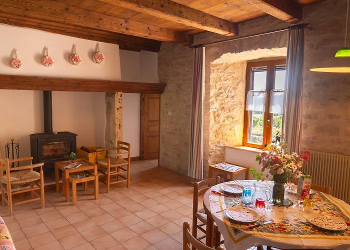 Les Charmes 2/4 Personnes Du Presbytere *